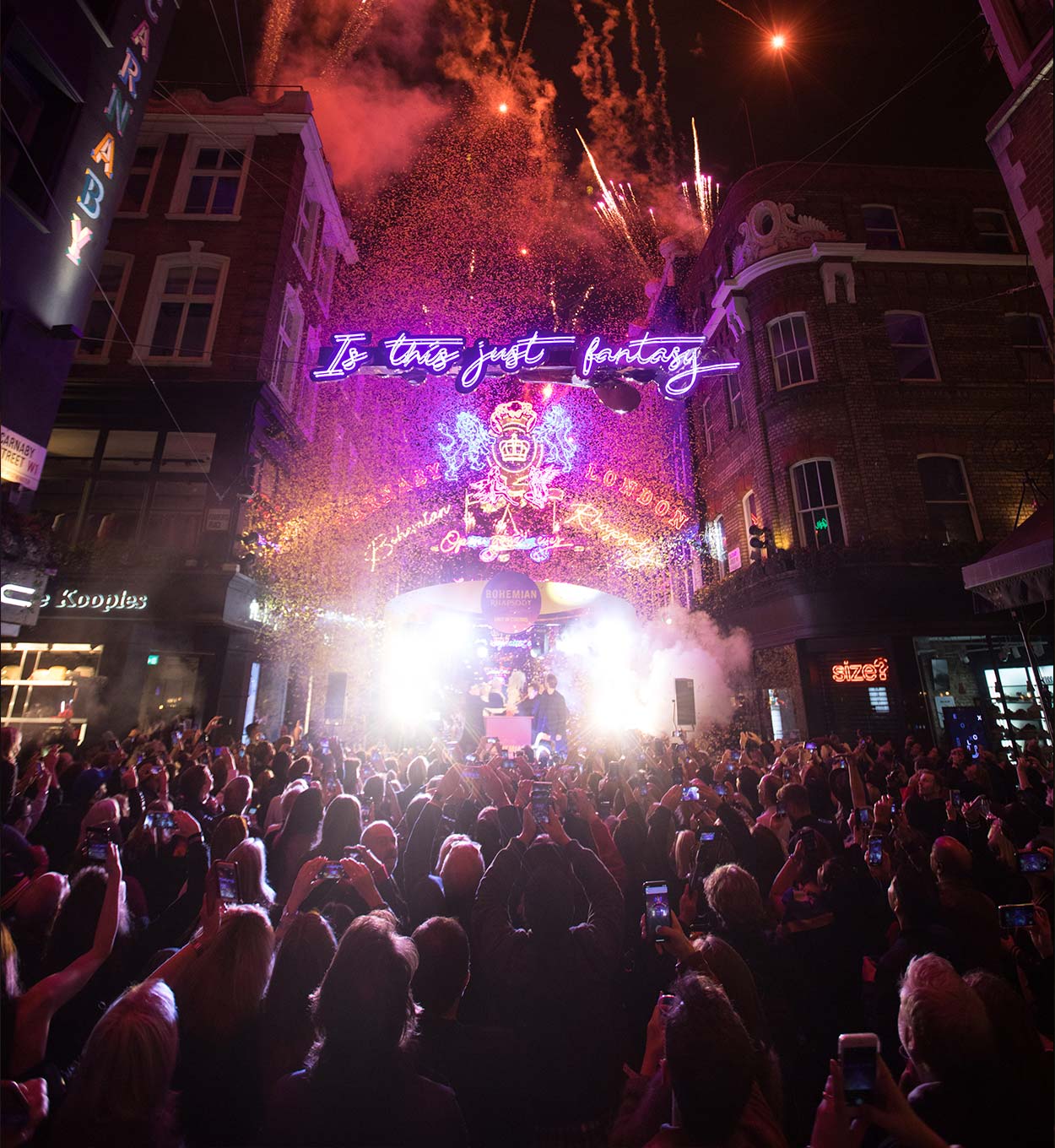Carnaby_Xmas_BoRhap_1250X1360_02